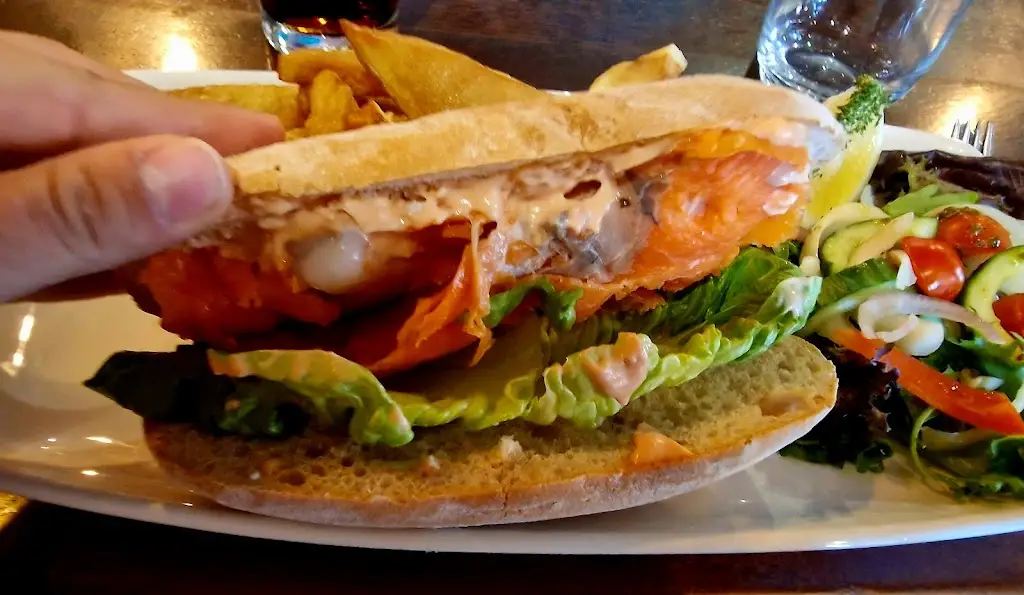 Aaron Kauldar_The Cock Inn_Eccleshall_reseña