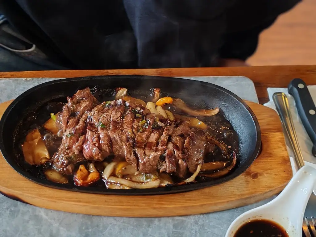 Sarah Burd_The Caddyshack_Elland_recensione