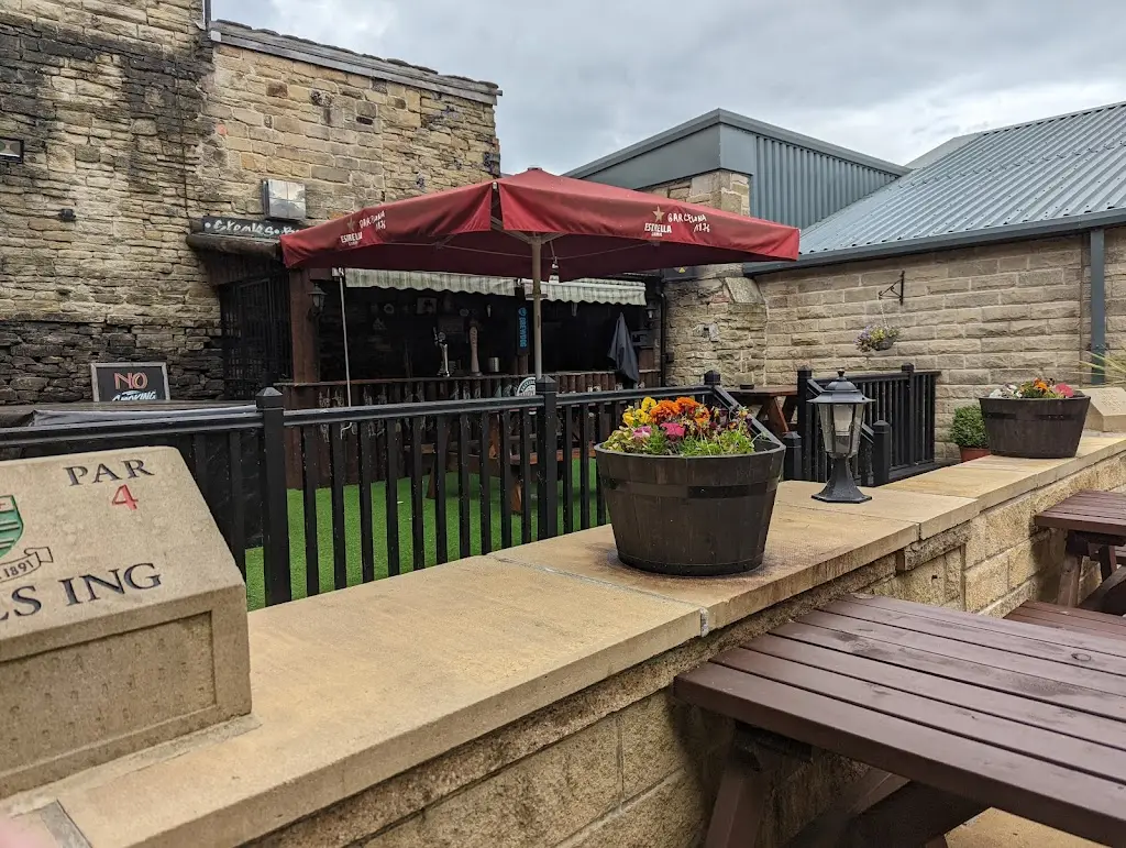 The Caddyshack Restaurant in Elland