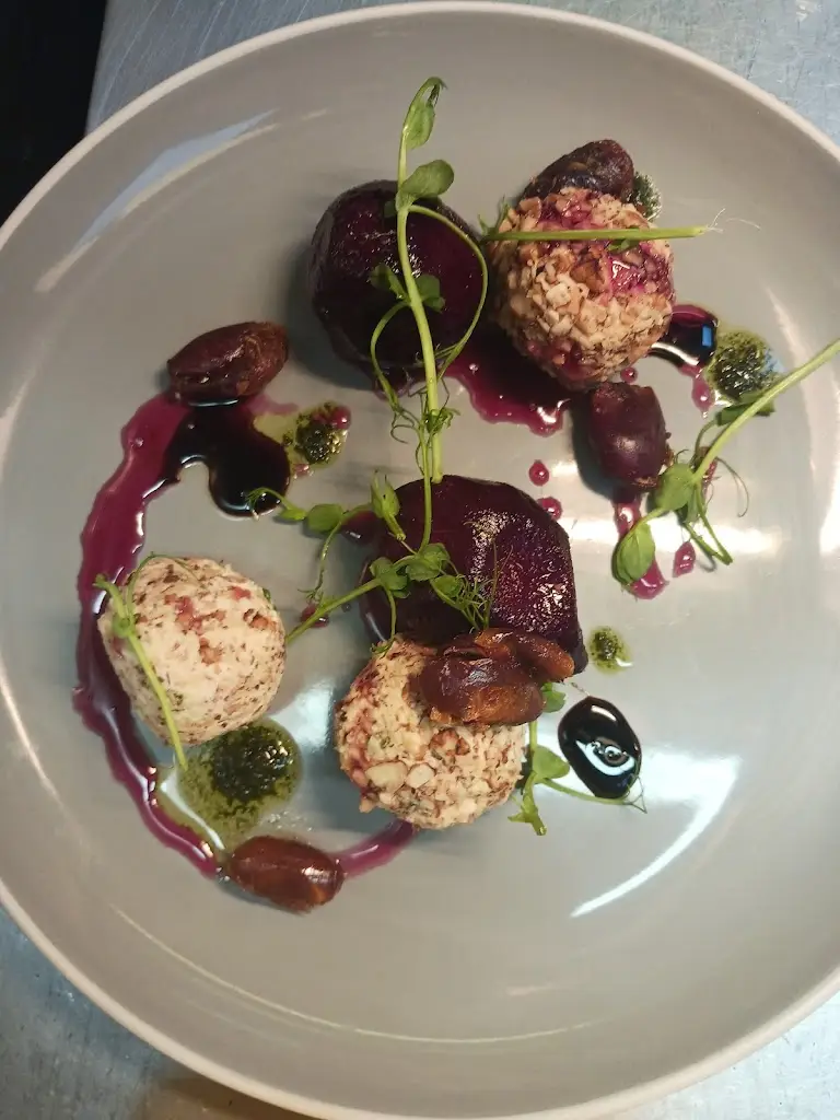 The Golden Fleece_Elland_slider_image_2