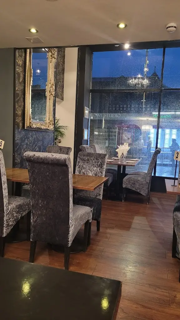 Daniel Grayson_Akhtar's Restaurant_Elland_review