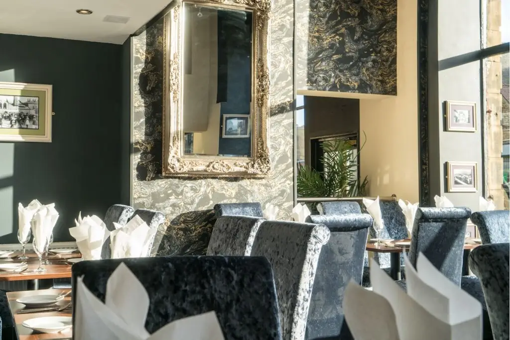 Akhtar's Restaurant_Elland_slider_image_1