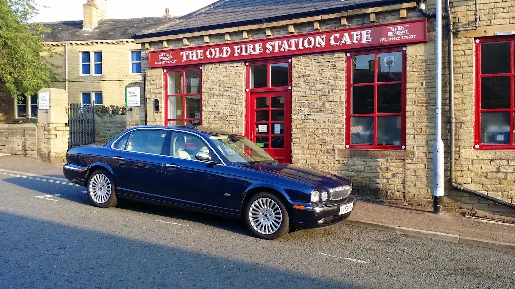 The Old Fire Station Cafe ristorante a Elland