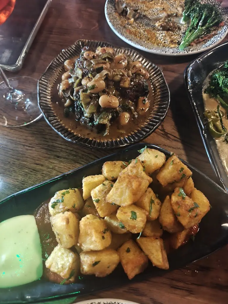 Adrian Chiu_E N G I N E • SOCIAL • DINING_Elland_review