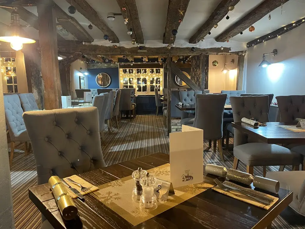 The Kings Arms Village Pub_Elmswell_slider_image_1