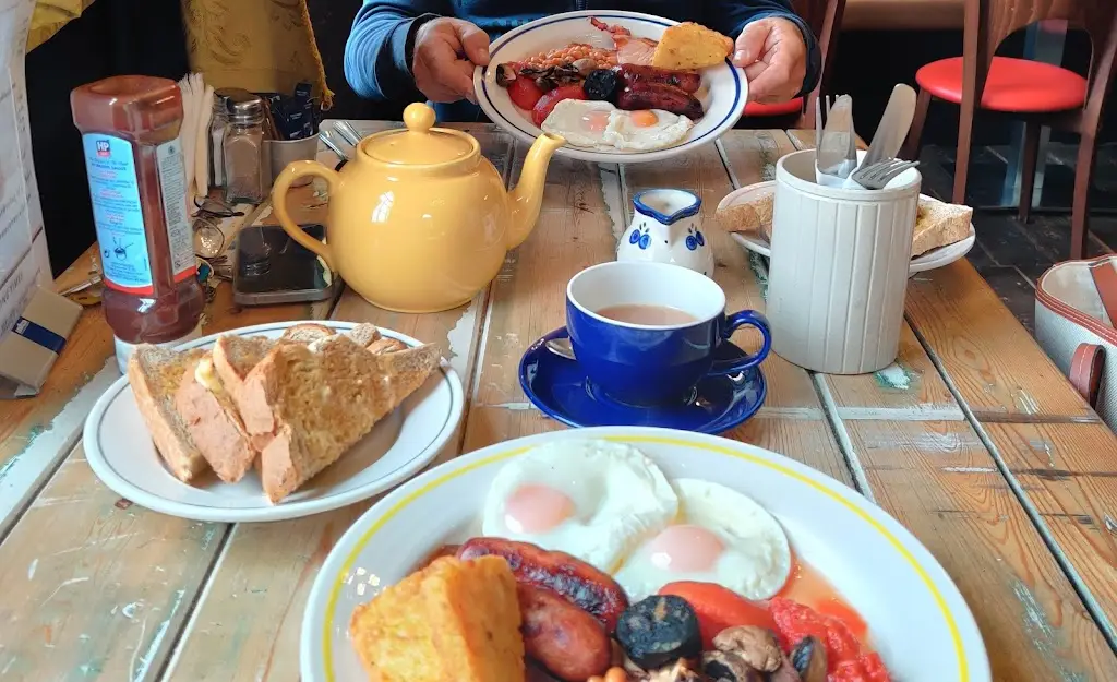 Efesop 1_Bank Cafe & Bar_Astwood Bank_review