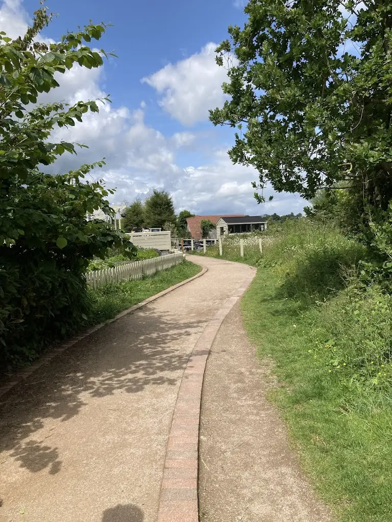 Kirsteen Harris-Jones_The Boat House_Ellesmere_review