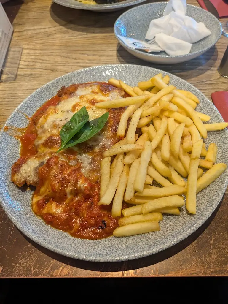 Christopher Hough_La Cantina_Ellesmere_review