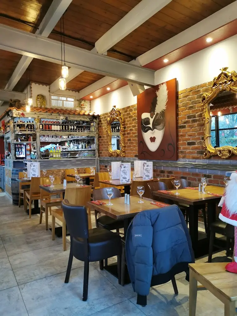 La Cantina_Ellesmere_slider_image_1