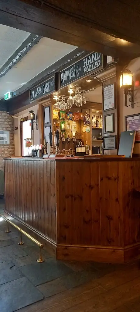 Ganu Gasperoo_The Grey Horse_Elvington_review