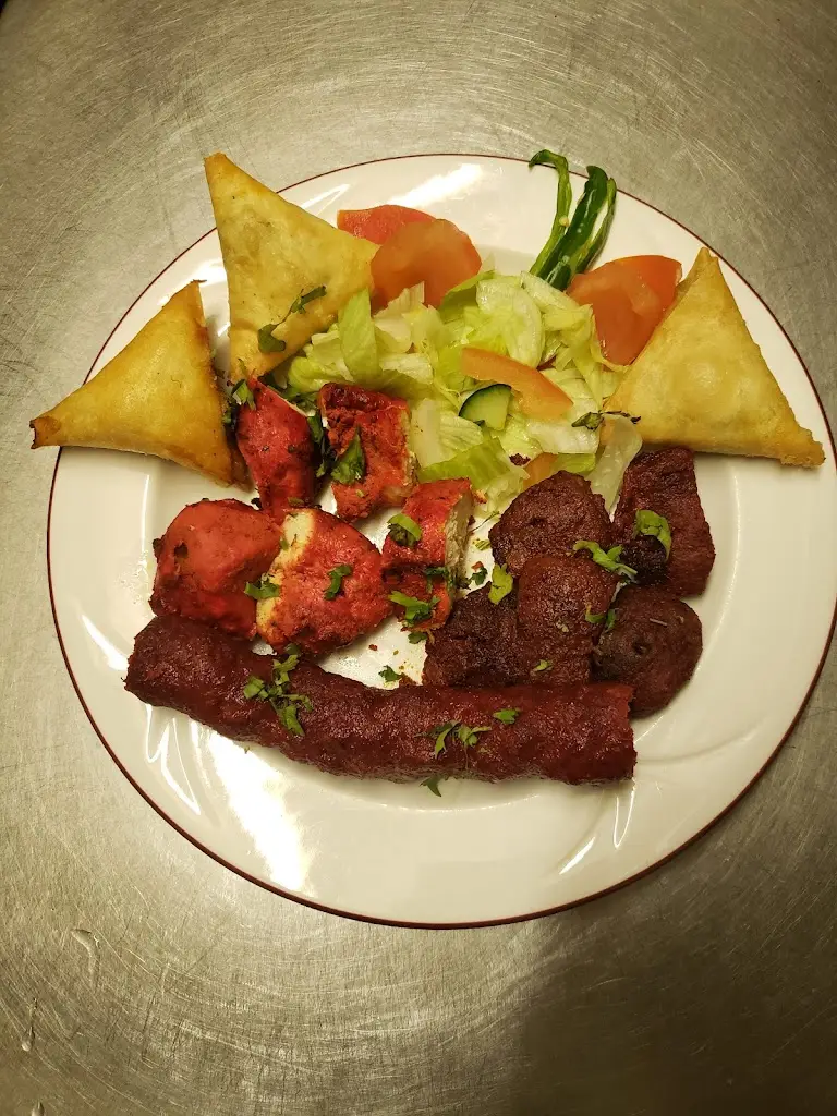 Menu_Tilla Balti_Astwood Bank_image_4