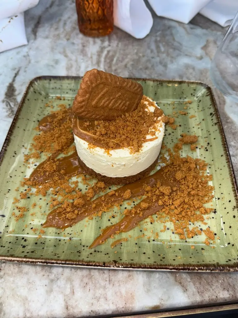 L Ormrod_The Garden Bar & Restaurant, Monton_Eccles_review