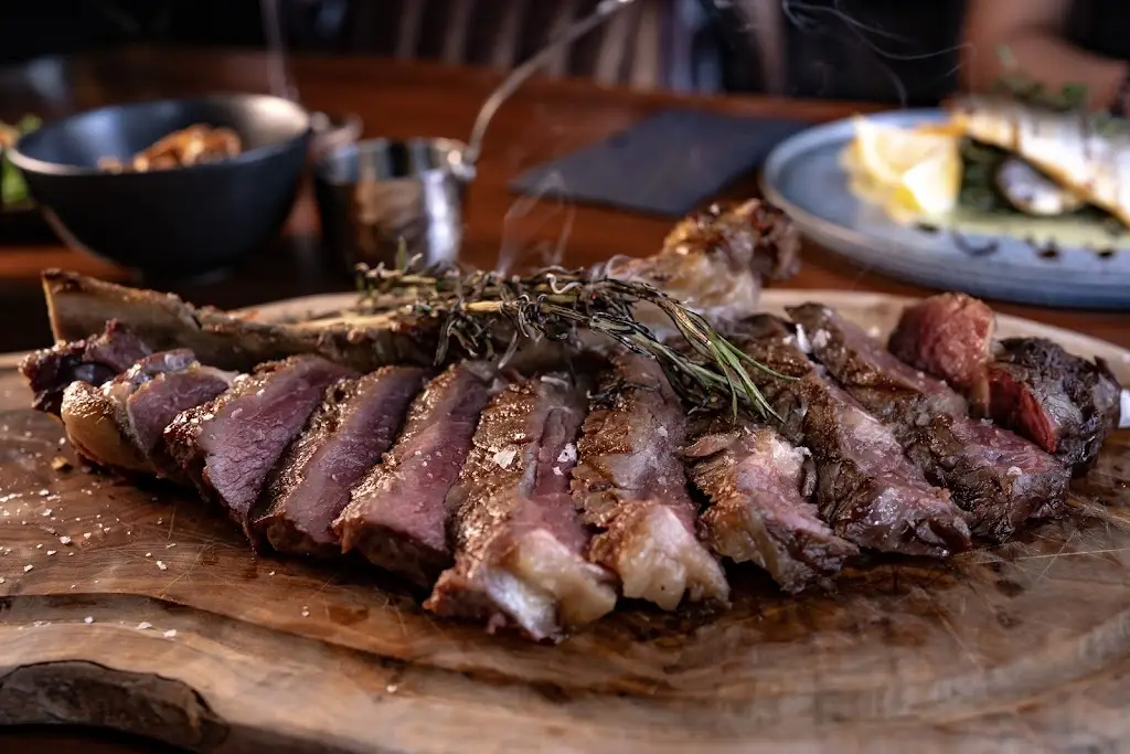 Noir Steakhouse_Eccles_slider_image_3