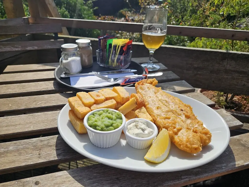 R G_The Grey's Inn_Embleton_review