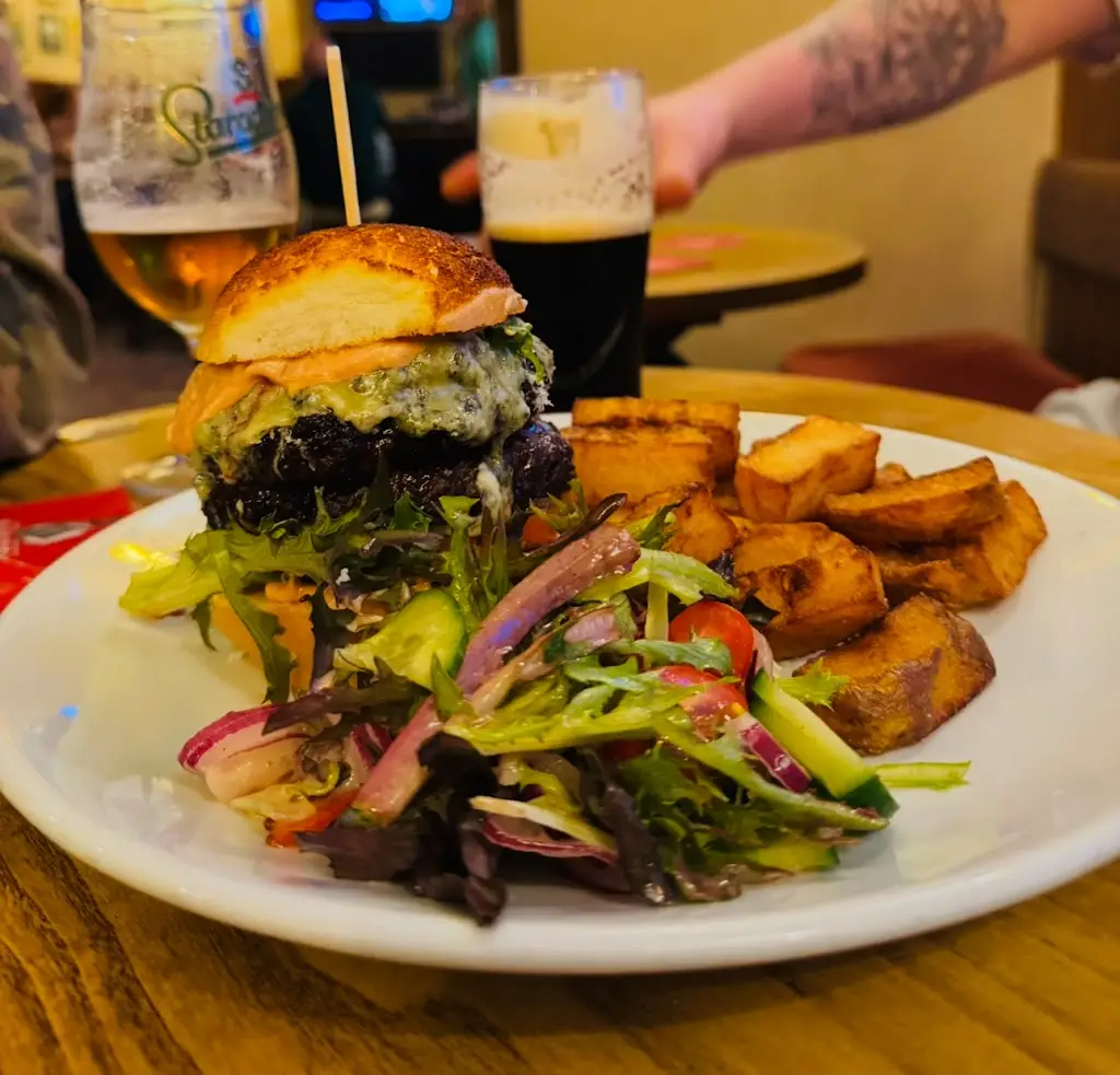 The Grey's Inn_Embleton_slider_image_3