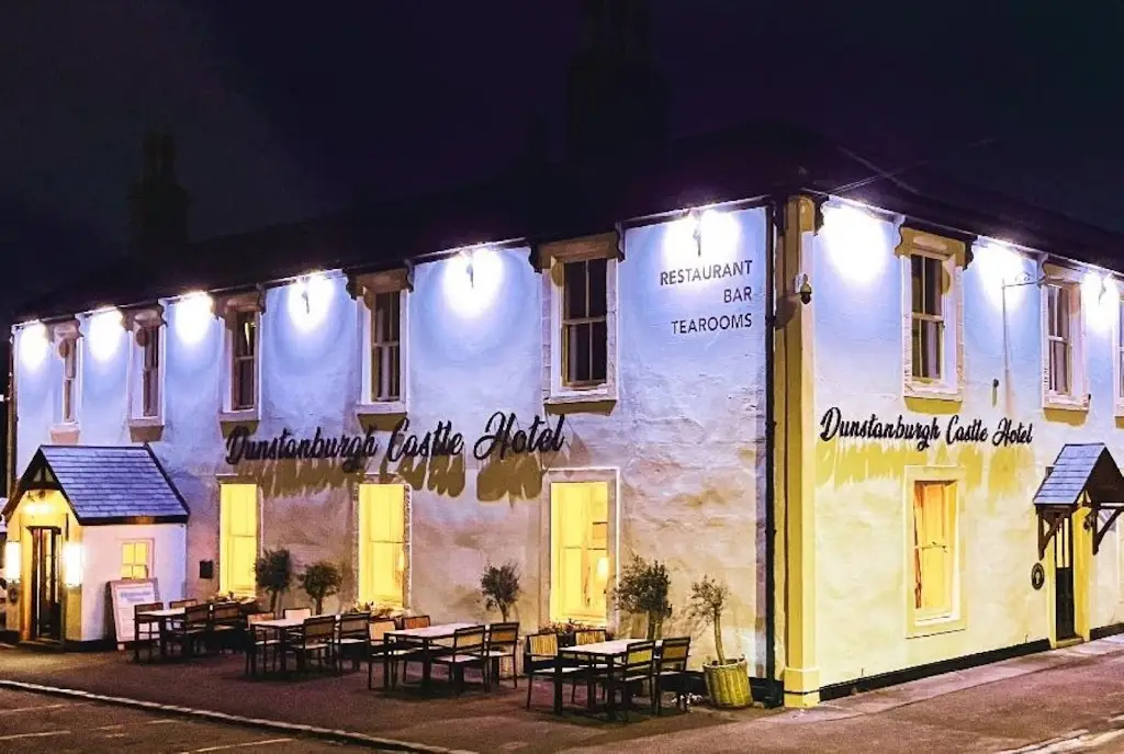 Dunstanburgh Castle Hotel restaurant in Embleton