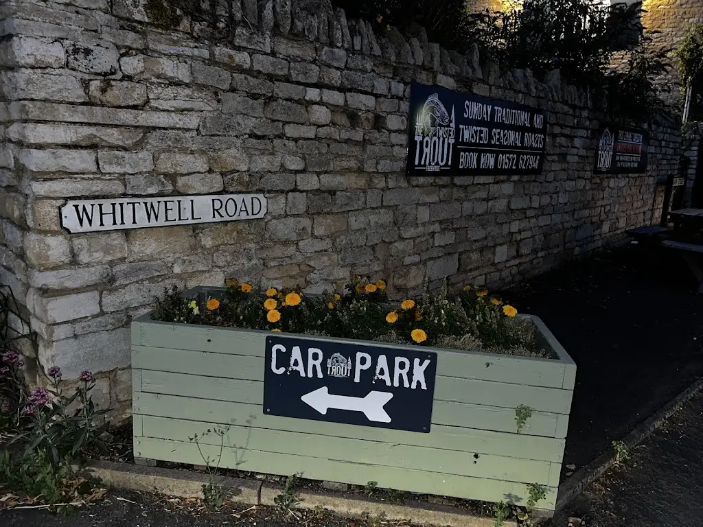 The Twisted Trout_Empingham_slider_image_3