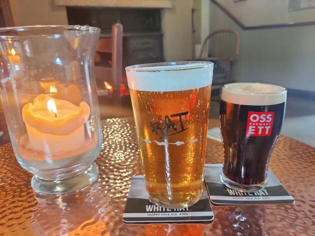 Menu_White Horse_Emley_image_3