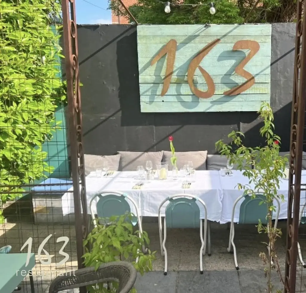 163 restaurant & bar ristorante a Egham