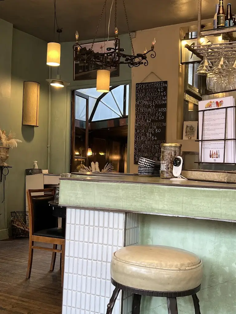 163 restaurant & bar_Egham_slider_image_2