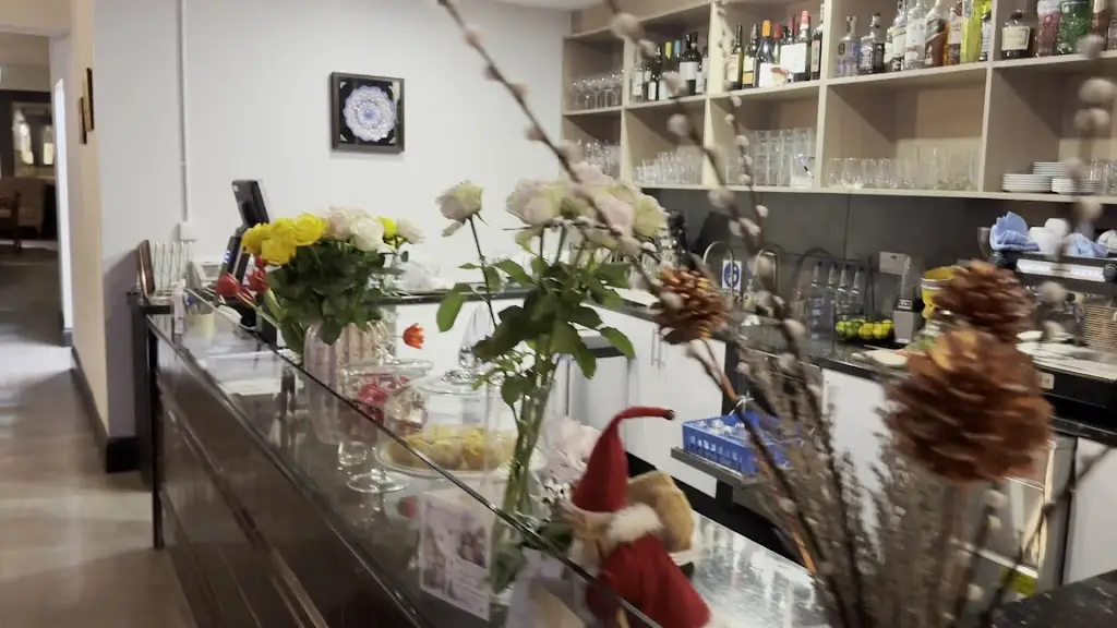 Polow Restaurant _Egham_slider_image_2