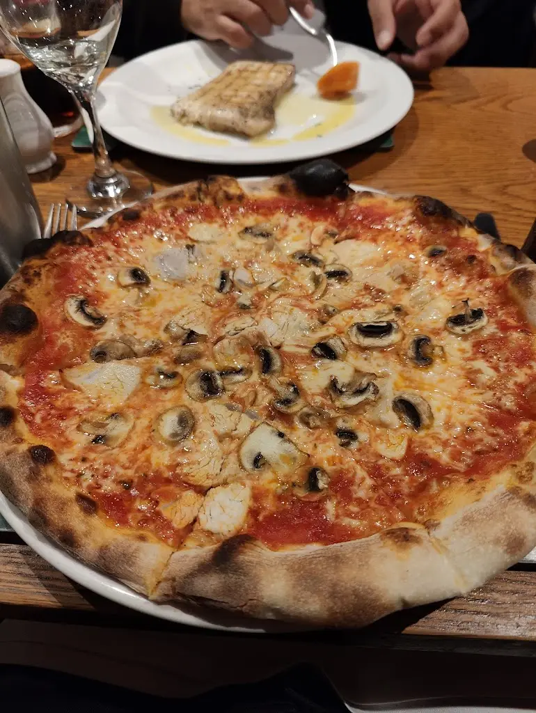 Menu_Villa Rosa_Egham_image_2