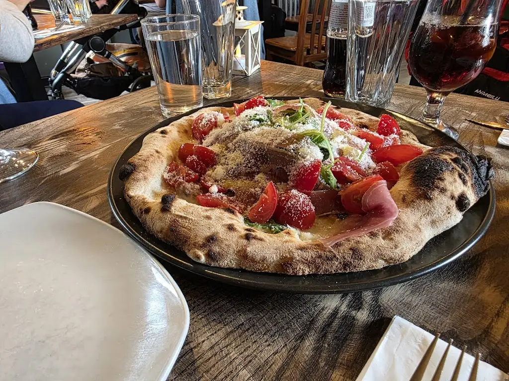 Italian Concept Restaurant_Egham_slider_image_3