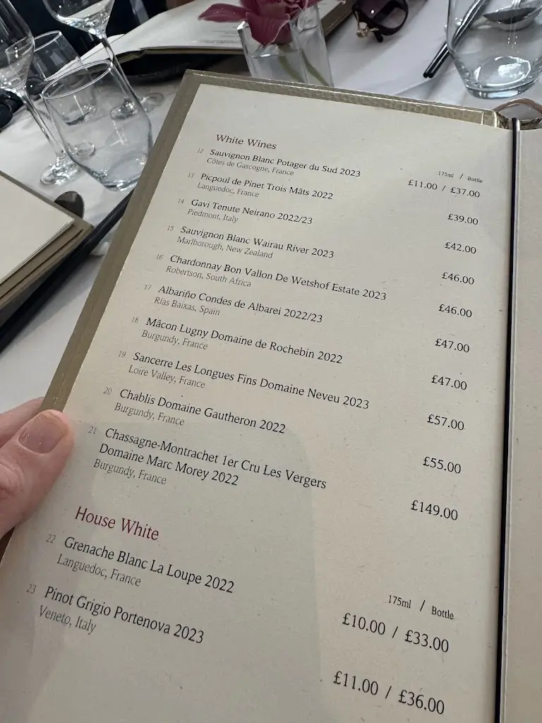 Menu_The Mira Restaurant_Egham_immagine_2