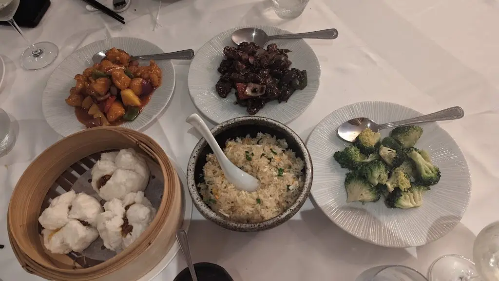 Menu_The Mira Restaurant_Egham_immagine_9