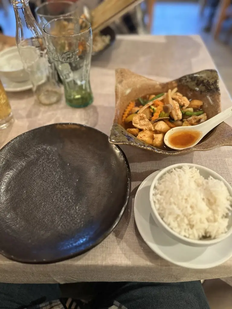 psitolpj31_Eat Thai Restaurant_Egham_review