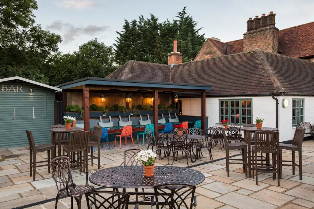 The Rose & Crown_Egham_slider_image_1