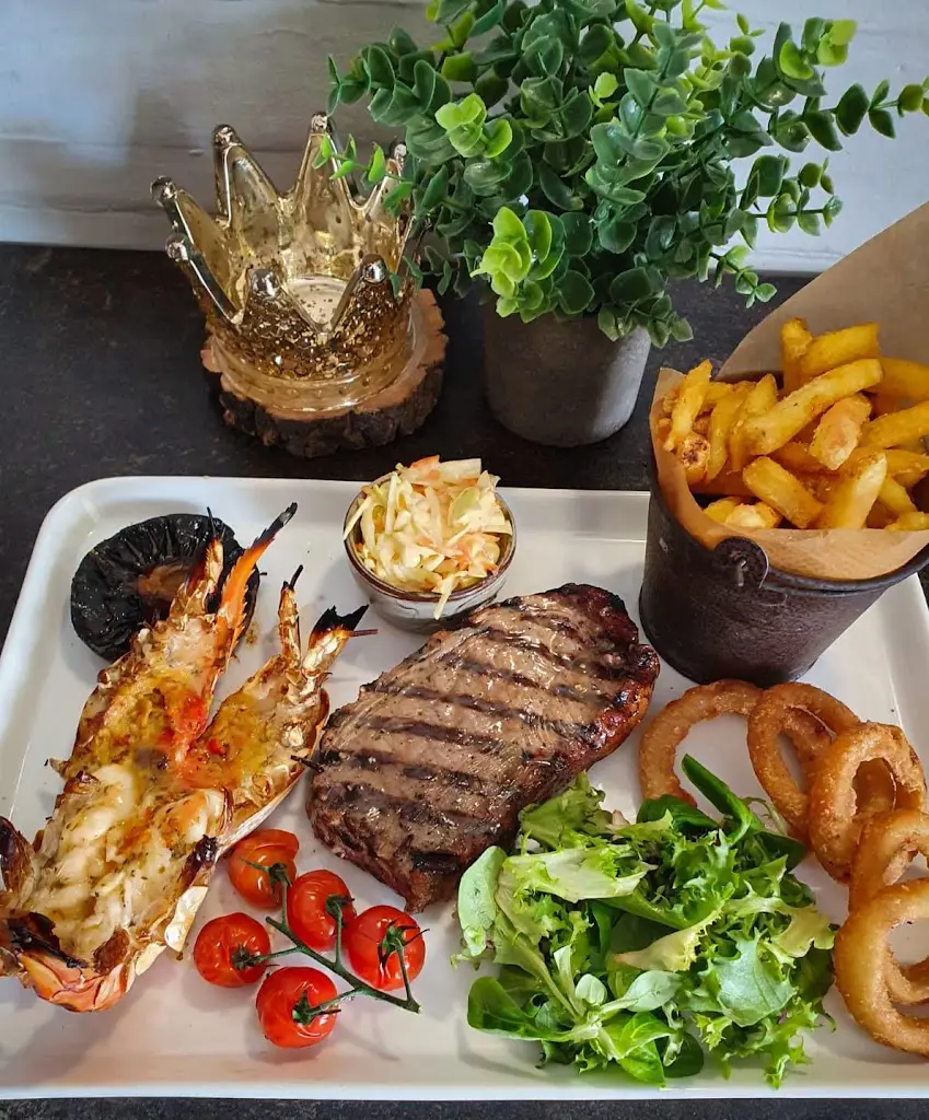 The Crown Inn, Elsenham_Elsenham_slider_image_3