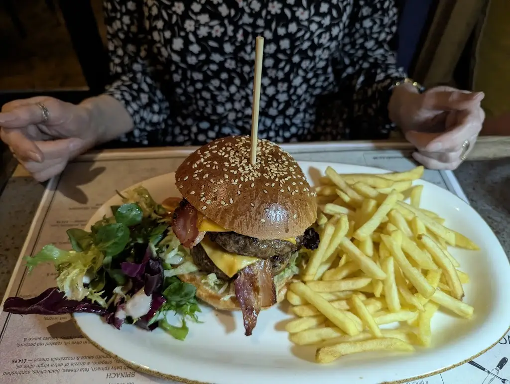 Wood Grill_Elsenham_slider_image_3