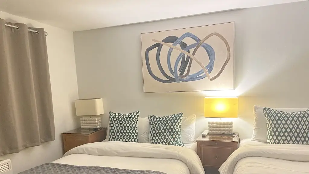 Kitty Kat_Stansted Lodge Elsenham_Elsenham_review