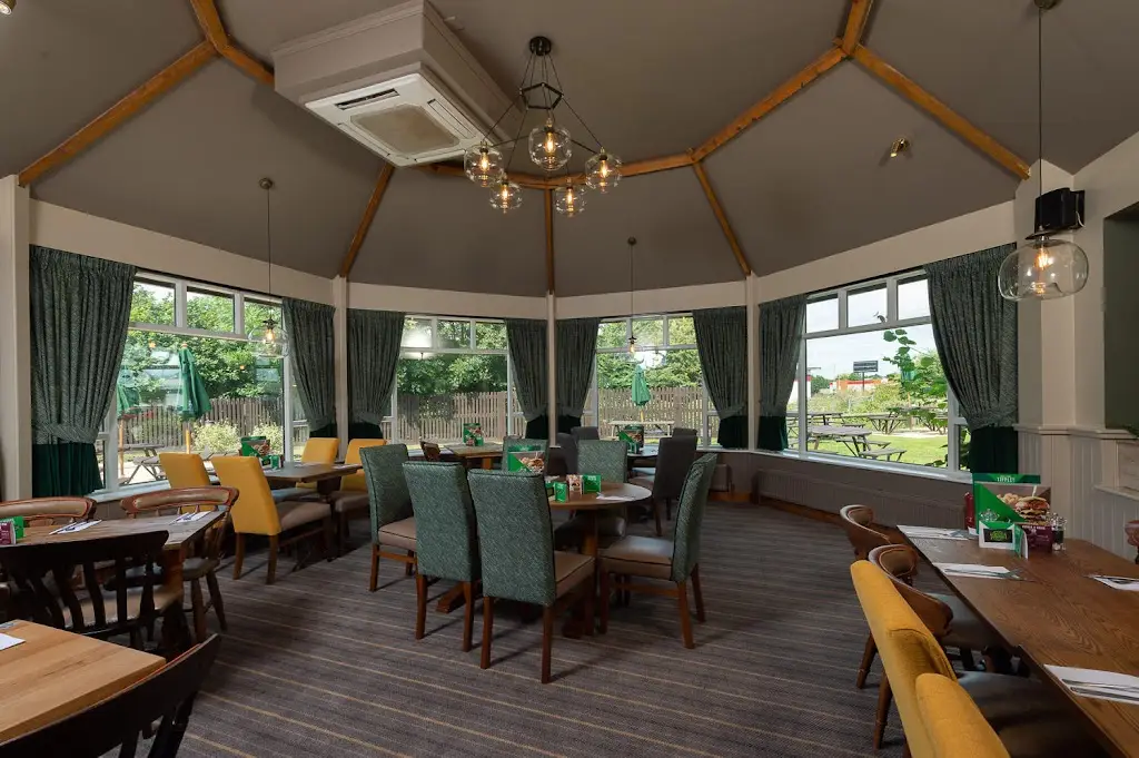 The Highwayman Cookhouse + Pub restaurant in Eaton Socon