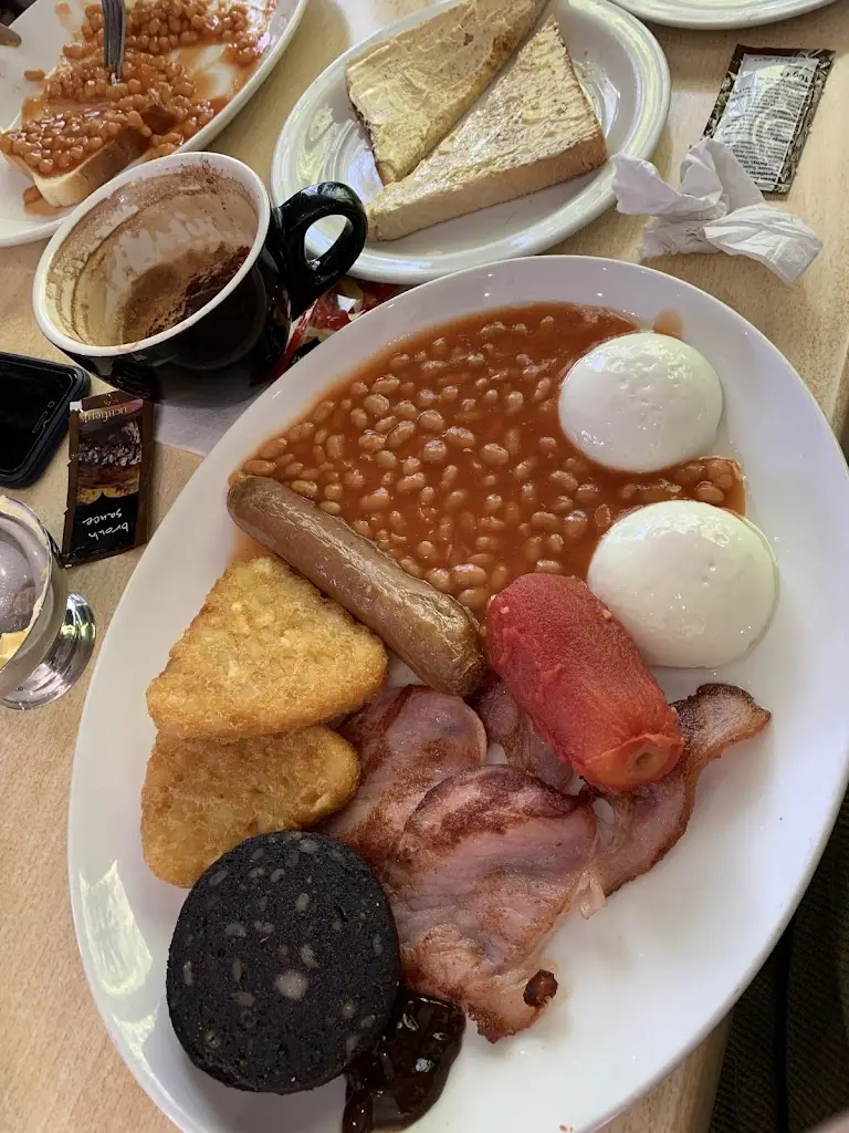 Ian Mills_Ambience Cafe Ltd_Eaton Socon_review