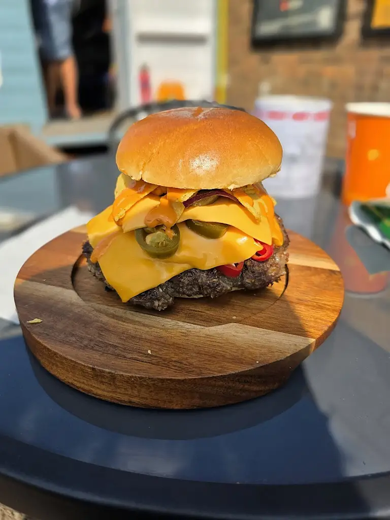 ryan love (Rhino22)_Snack shack_Eaton Socon_review