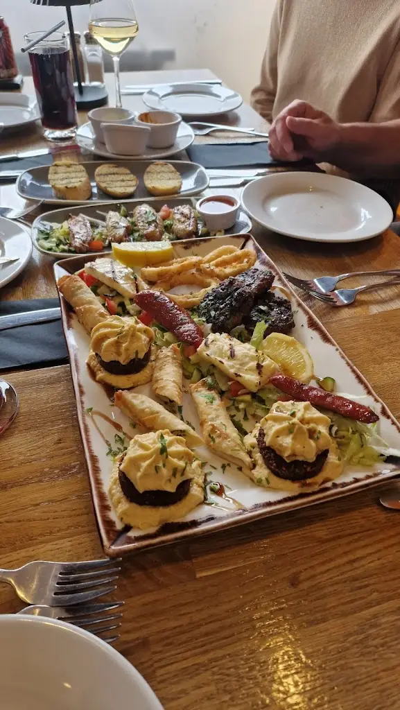 May H._Buffalo Mediterranean Restaurant_Eaton Socon_review