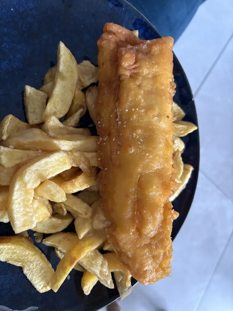 Melissa Tudor_Queens Fish n Tikka_Eaton Socon_review