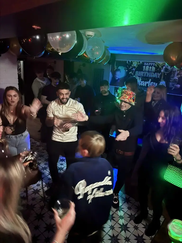 Jenna Western_Antalya Restaurant_Eaton Socon_recensione