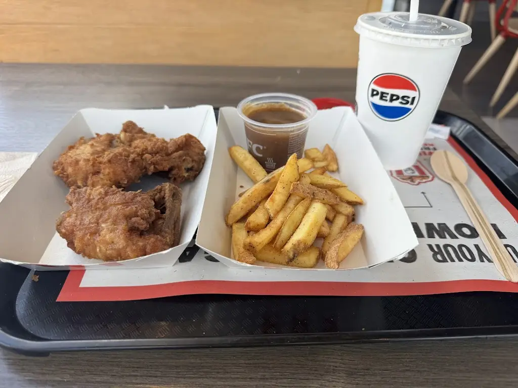 NEIL ELLIS_KFC St Neots - Great North Road_Eaton Socon_review