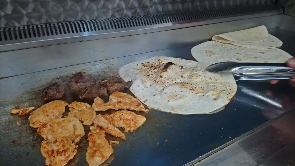 Menu_MARKET KEBAB VAN_Eaton Socon_image_9