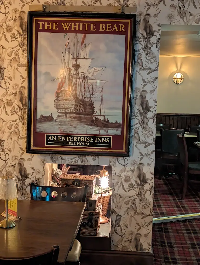 Jamie Fox_The White Bear Steak House & Restaurant_Epworth_review