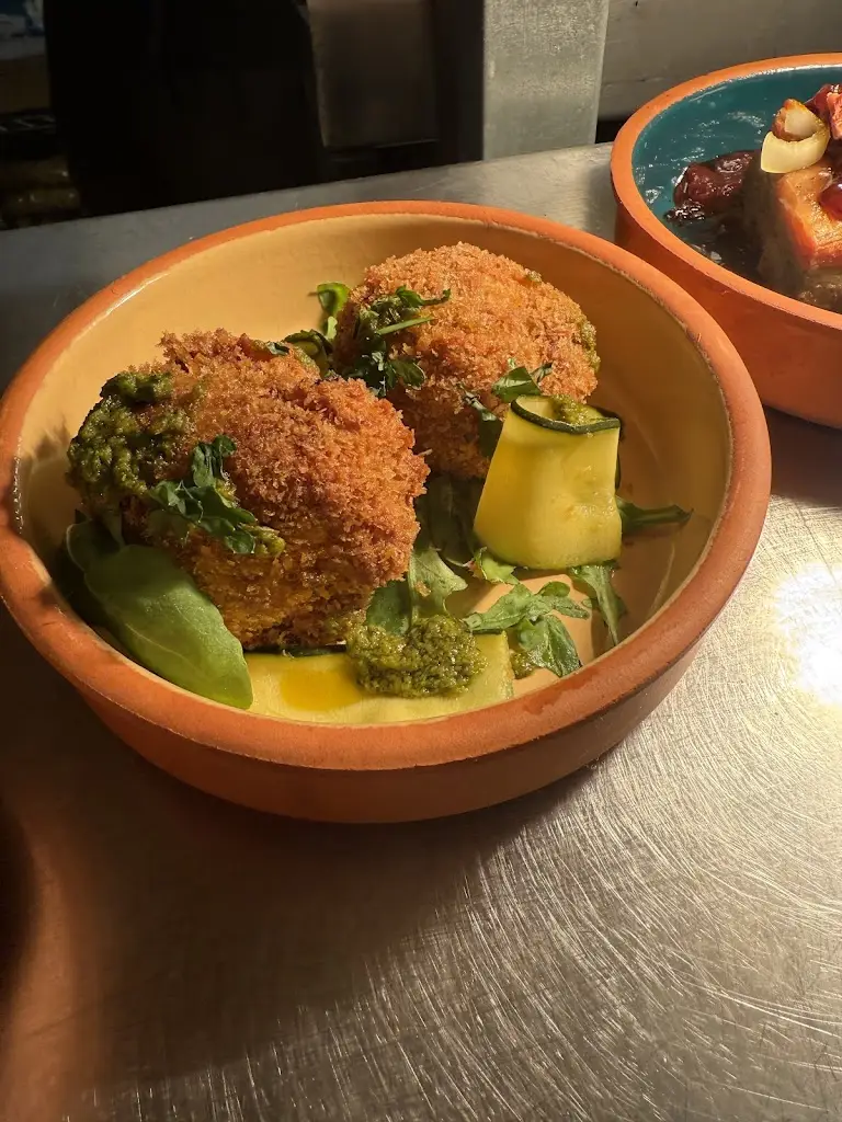 Industry Tapas Bar_Epworth_slider_image_3