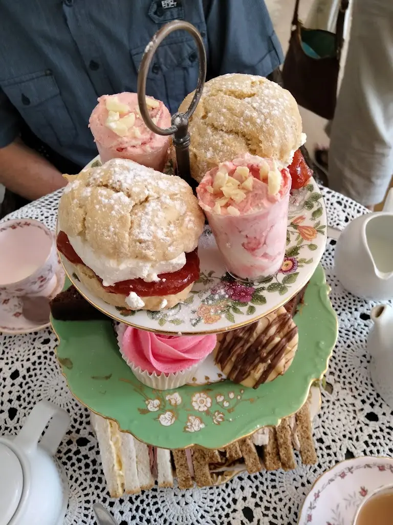 Hattys Tea Room & Mad Hattys Wine Bar_Epworth_slider_image_3