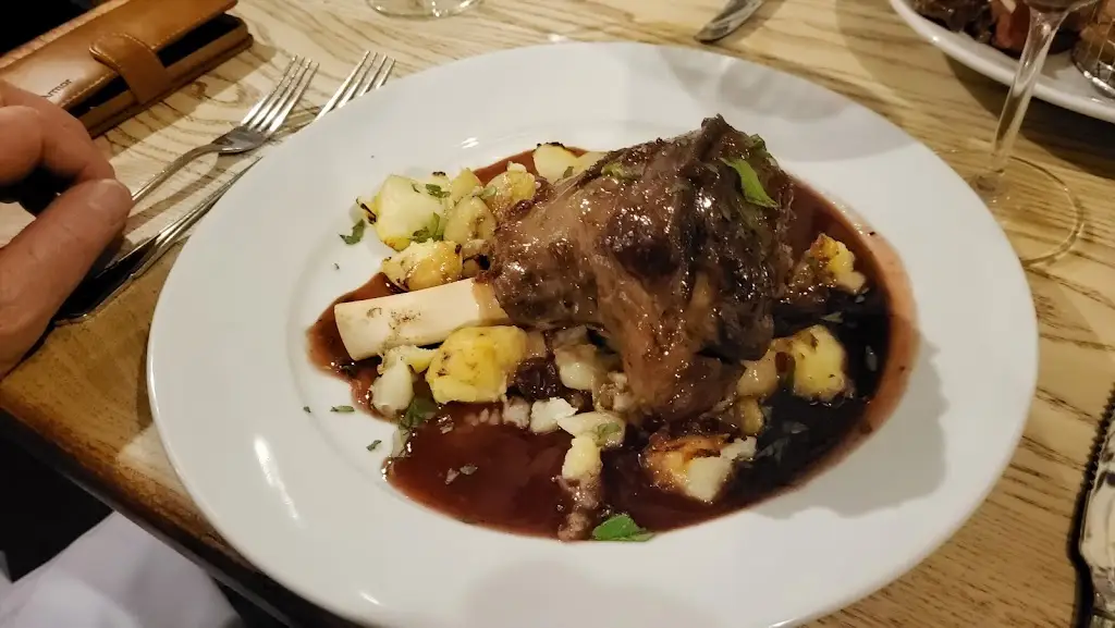 The Epworth Tap_Epworth_slider_image_2