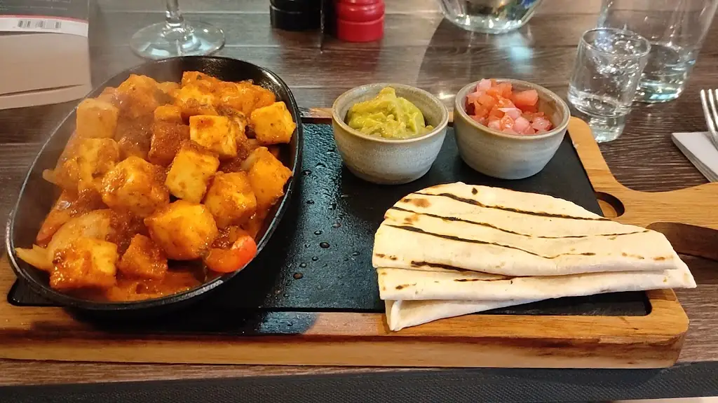 Urban Fresh Ely_Ely_slider_image_2