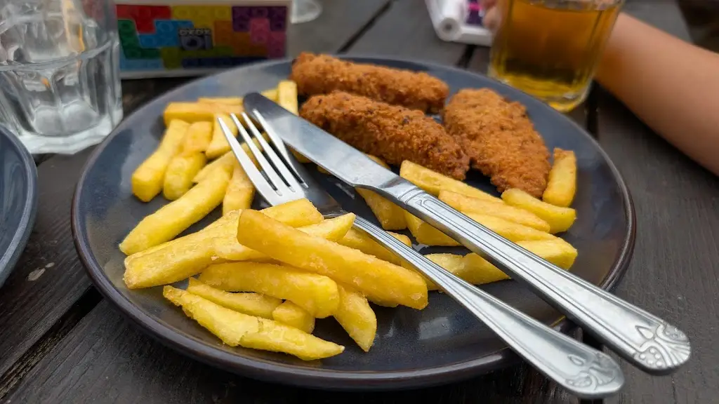 Riverside Bar & Kitchen_Ely_slider_image_3