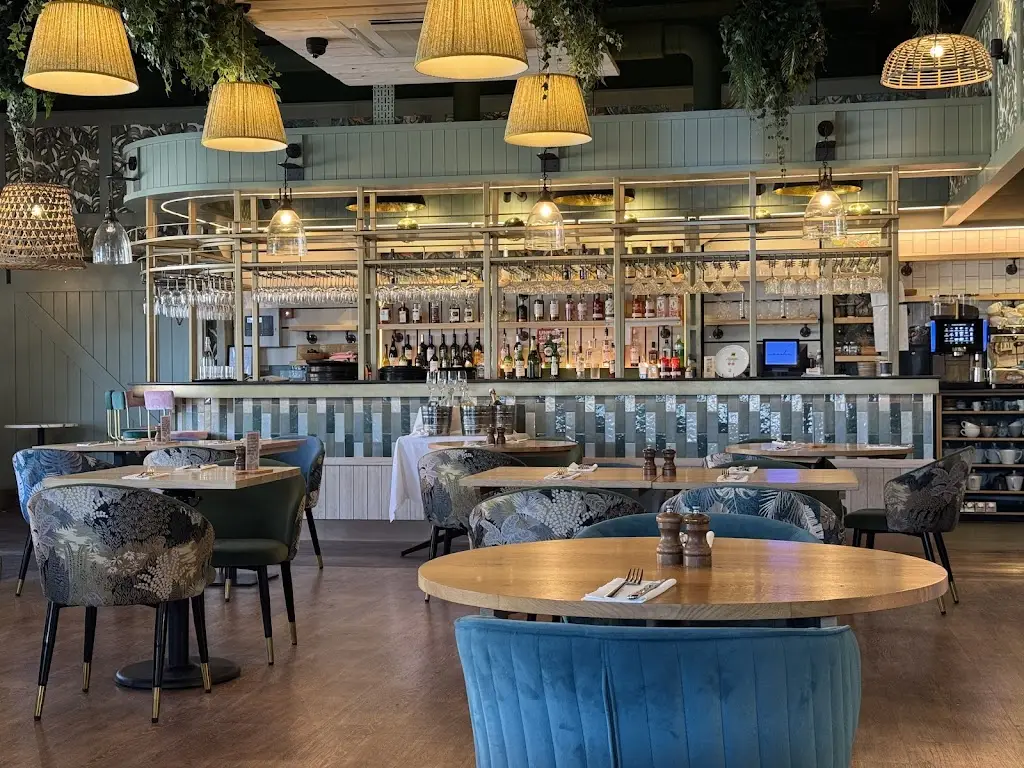 Amelie Restaurant at Ben's Yard_Ely_slider_image_3