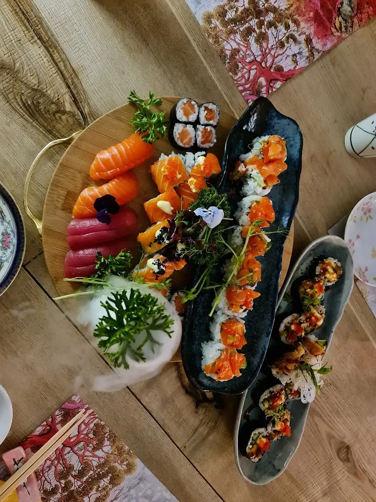 Menu_Sushi And Salad Ely_Ely_image_5